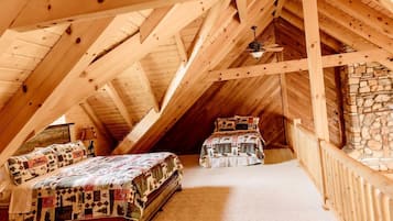 4 chambres, fer et planche à repasser, Wi-Fi, draps fournis
