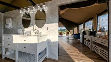 Fridge, microwave, coffee/tea maker