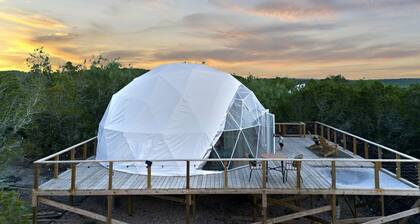 Luxury Glamping Retreat in Texas, Dome Rental for Perfect Nature Escapes
