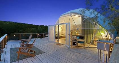 Luxury Glamping Retreat in Texas, Dome Rental for Perfect Nature Escapes