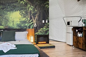 1 slaapkamer, een bureau, wifi, beddengoed