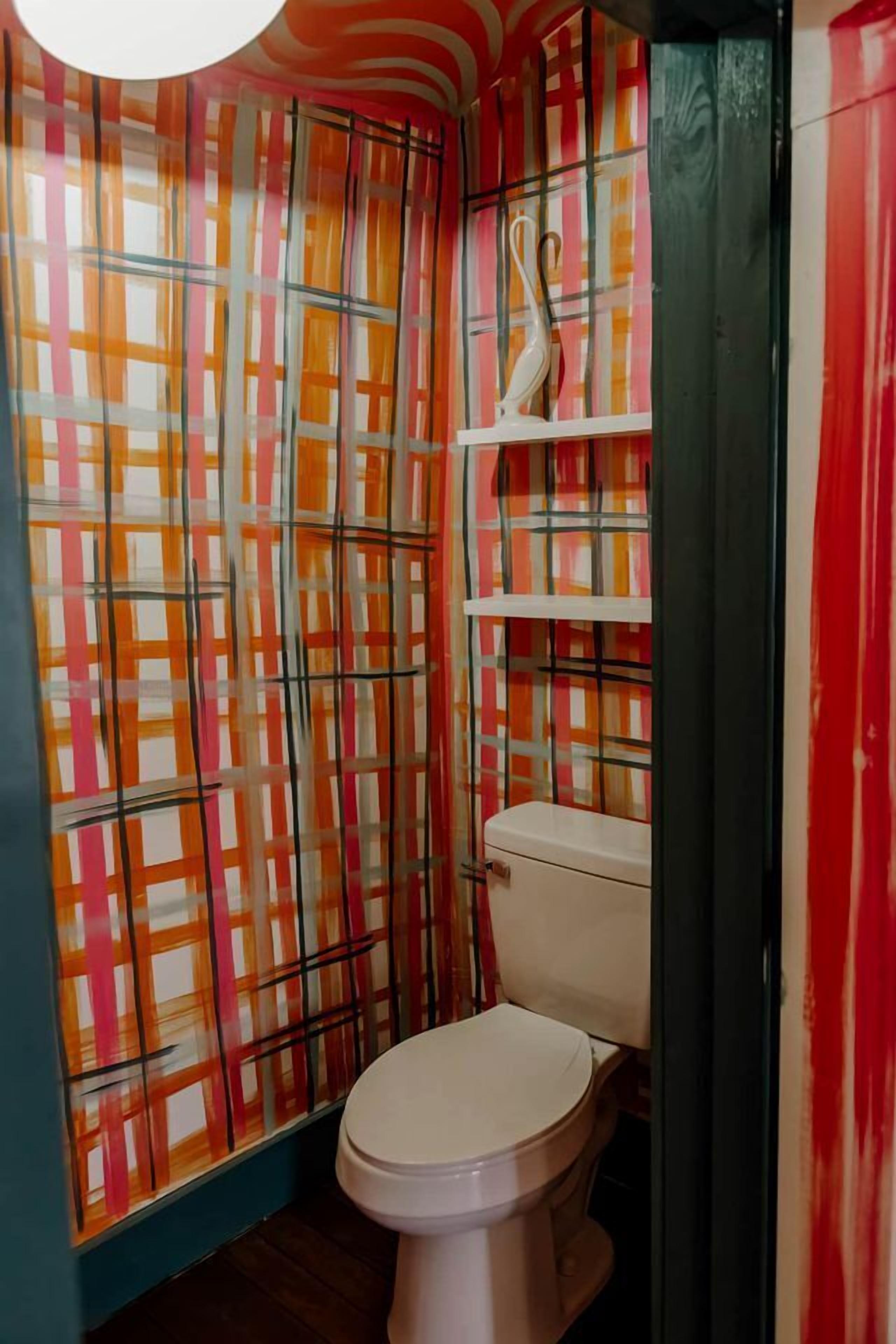 Towels, soap, shampoo