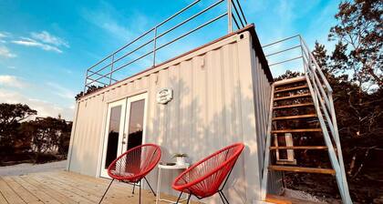 Tiny Container For A Glamping Getaway with Canyon Lake Views Close to Austin, Texas