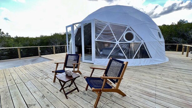 Unclassified image, 1 of 36, button - Sublime Glamping Dome in Texas for Memorable Vacations in Burnet (Burnet)