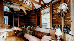 Unclassified image, 4 of 8, button - Tree House Rental with Private Pool in Celeste, for Glamping Adventures in Texas (Celeste)
