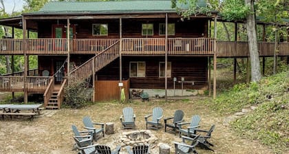 Incredible Wooden Cabin with Fire Pit in Miami, Oklahoma