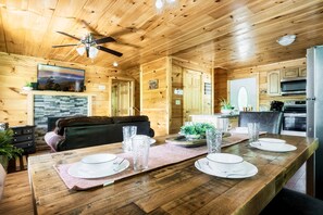 Interior - Impressive Secluded Cabin with Hot-tub and Foosball in Pigeon Forge, Tennessee (Pigeon Forge)