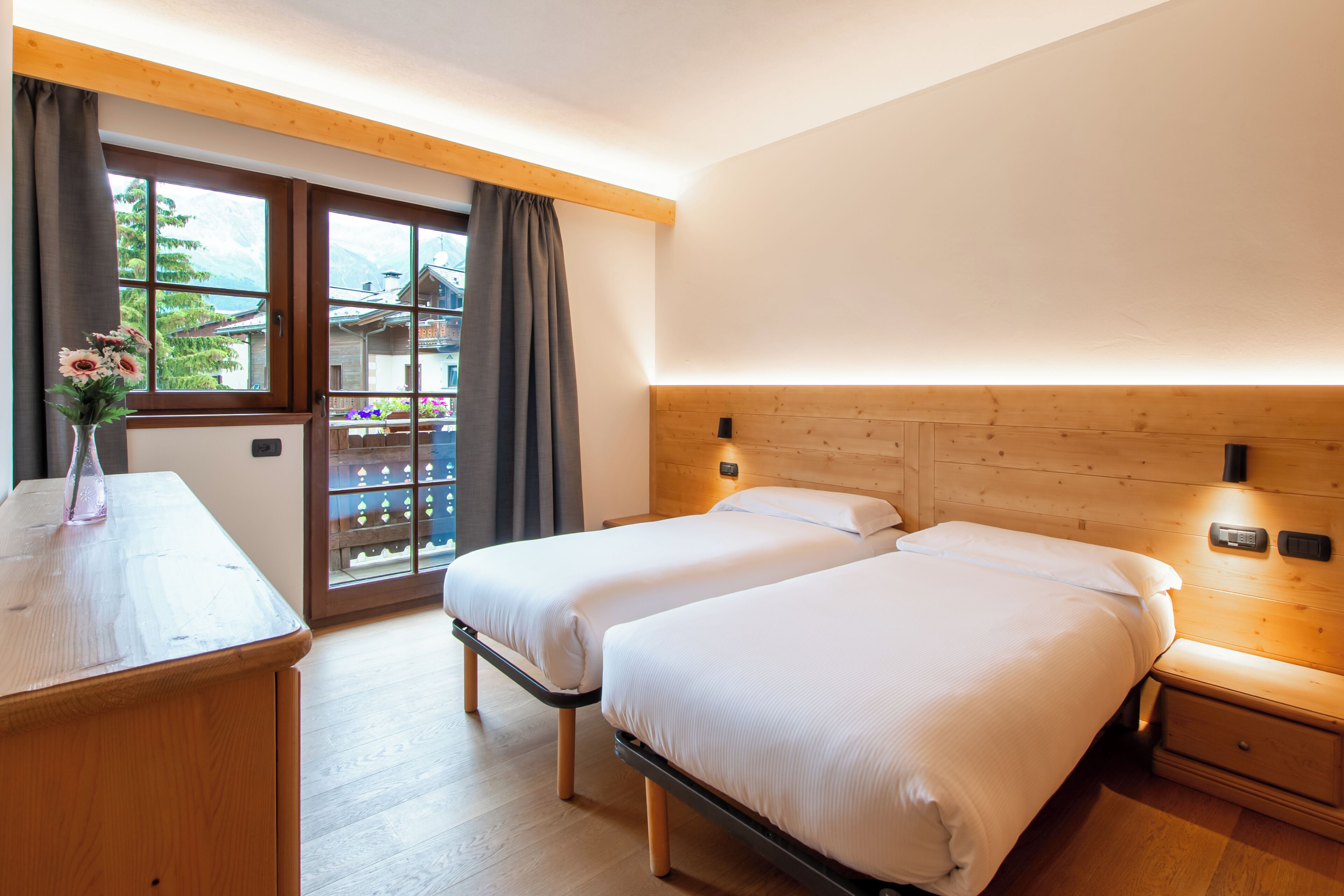 Apartemen, 2 kamar tidur, pemandangan gunung | Tempat tidur bayi (biaya tambahan), Wi-Fi gratis, dan seprai linen