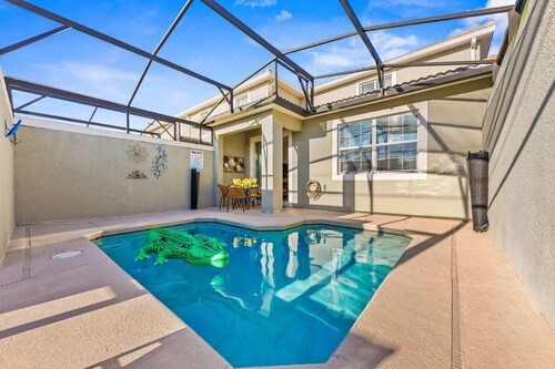 Gorgeous 5Bd w Pool & Lazy River @Storey Lake 4989