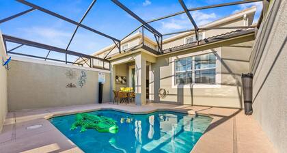 Gorgeous 5Bd w Pool & Lazy River @Storey Lake 4989