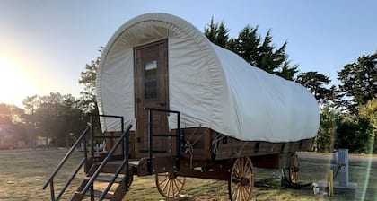 Cozy Covered Wagon for a Unique Glamping Experience in Beaumont, Kansas