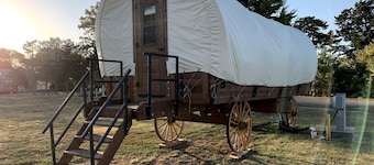 Cozy Covered Wagon for a Unique Glamping Experience in Beaumont, Kansas