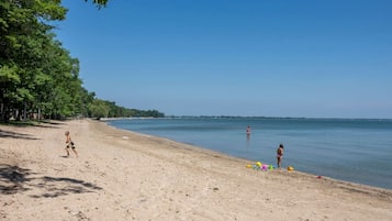 Beach nearby, sailing, kayaking, fishing