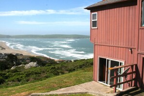 Property grounds - Seaside Cabin Rental with Hot Tub Perfect for Glamping in Northern California (Dillon Beach)