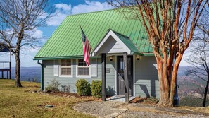 Exterior - Magnific Secluded Cabin with Hot-tub in Mentone, Alabama (Mentone)