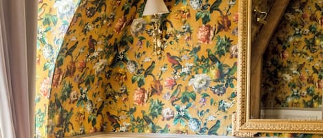 Apartamento | Área de estar | Smart TV 43 polegadas com canais a cabo, Netflix, serviços de streaming