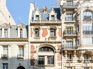 واجهة المنشأة