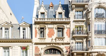 Merveil Signature Suite - Alfred