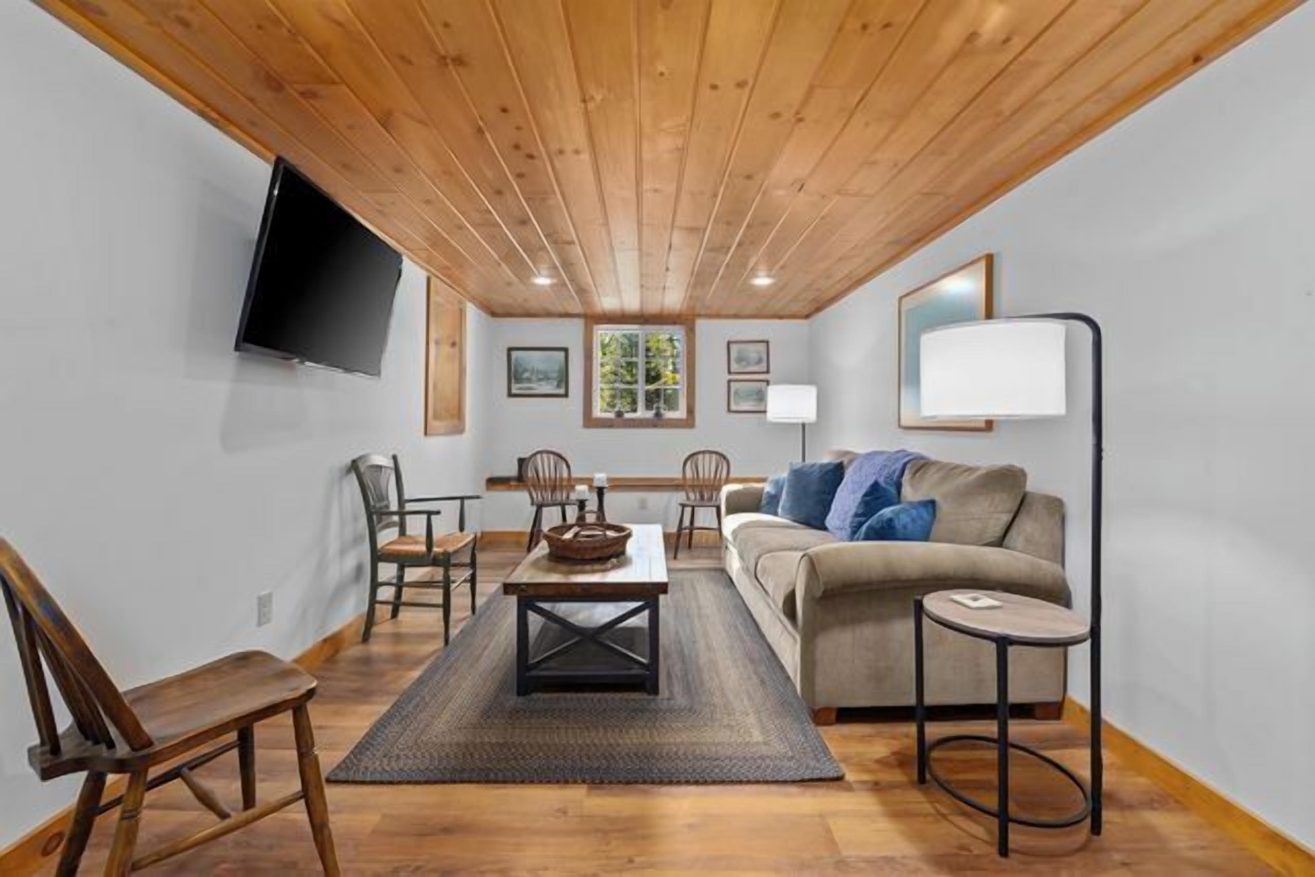 Stepaway Vacation Rentals-sayner At It's Finest! - Wisconsin