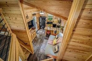 Living area - Peaceful Secluded Cabin with Hot Tub and Fantastic Views of the Surrounding Woods in Mentone, Alabama (Mentone)
