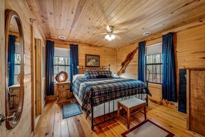 1 Schlafzimmer, Schreibtisch, WLAN, Bettwäsche
