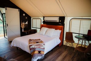 1 chambre, bureau, Wi-Fi, draps fournis