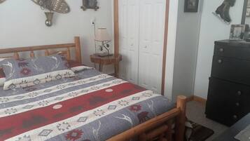 1 habitación, escritorio, wifi y ropa de cama