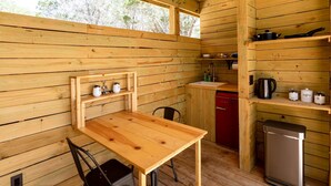 Unclassified image, 4 of 22, button - Beautiful Secluded Yurt with Hot Tub in Dripping Springs, Texas (Dripping Springs)