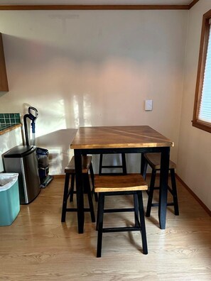 Dining - Inviting Alaska Apartment with Mountain Views & Easy Trail Access near Downtown Juneau (Juneau)