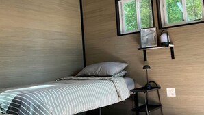1 bedroom, WiFi, bed sheets - Rural Cabin with Little Private Deck and Fire Pit in Pennsylvania (Benton)