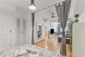 Iron/ironing board, WiFi, bed sheets - Vacation Studio 'Vv Ancla' with Mountain View, Wi-Fi and Air Conditioning (Puerto de Mogán)