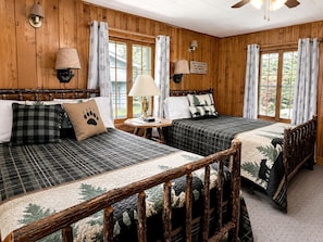 1 bedroom, desk, WiFi, bed sheets