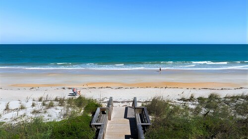 Oceanfront Getaway w/Pools, Balcony, Beach Access