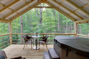 Unclassified image, 3 of 45, button - Gorgeous Tented Cabin and Sauna and Hot-tub in Scottsboro, Alabama (Scottsboro)