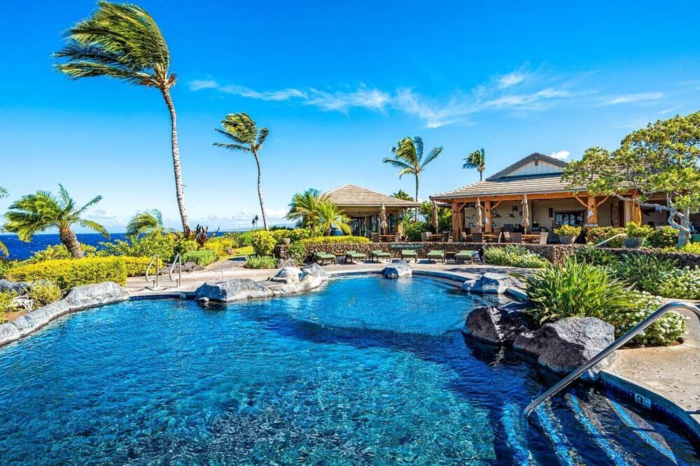 Waikoloa Golf Discount Views of Ocean & Golf Course Outdoor Seating - Vrkcv - Anaehoomalu Beach, HI