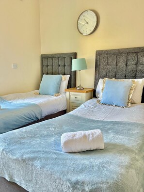 4 Schlafzimmer, Internetzugang, Bettwäsche