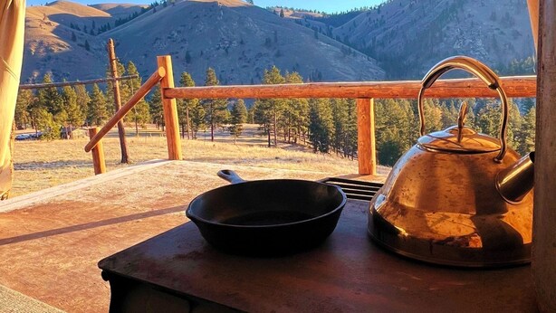 Unclassified image, 1 of 12, button - Incredible Tented Cabin with Fantastic Vistas in Conner, Montana (Conner)
