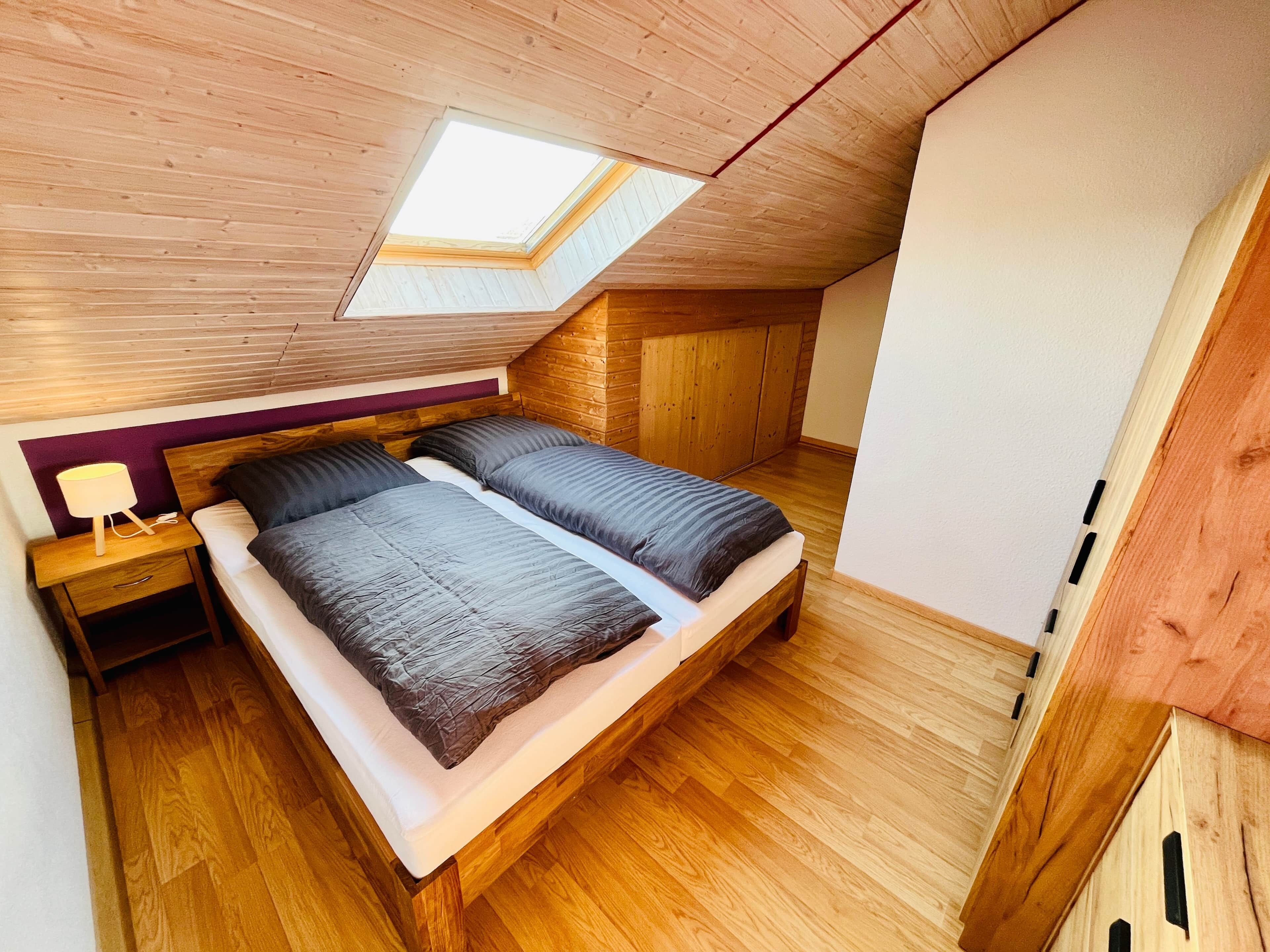 4 bedrooms, iron/ironing board, WiFi