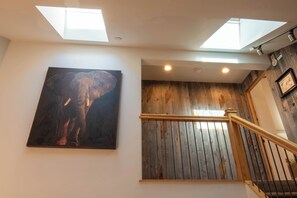 Interior - Crestview Condo 18 - Walk to Ski Lifts & Downtown Ketchum (Ketchum)