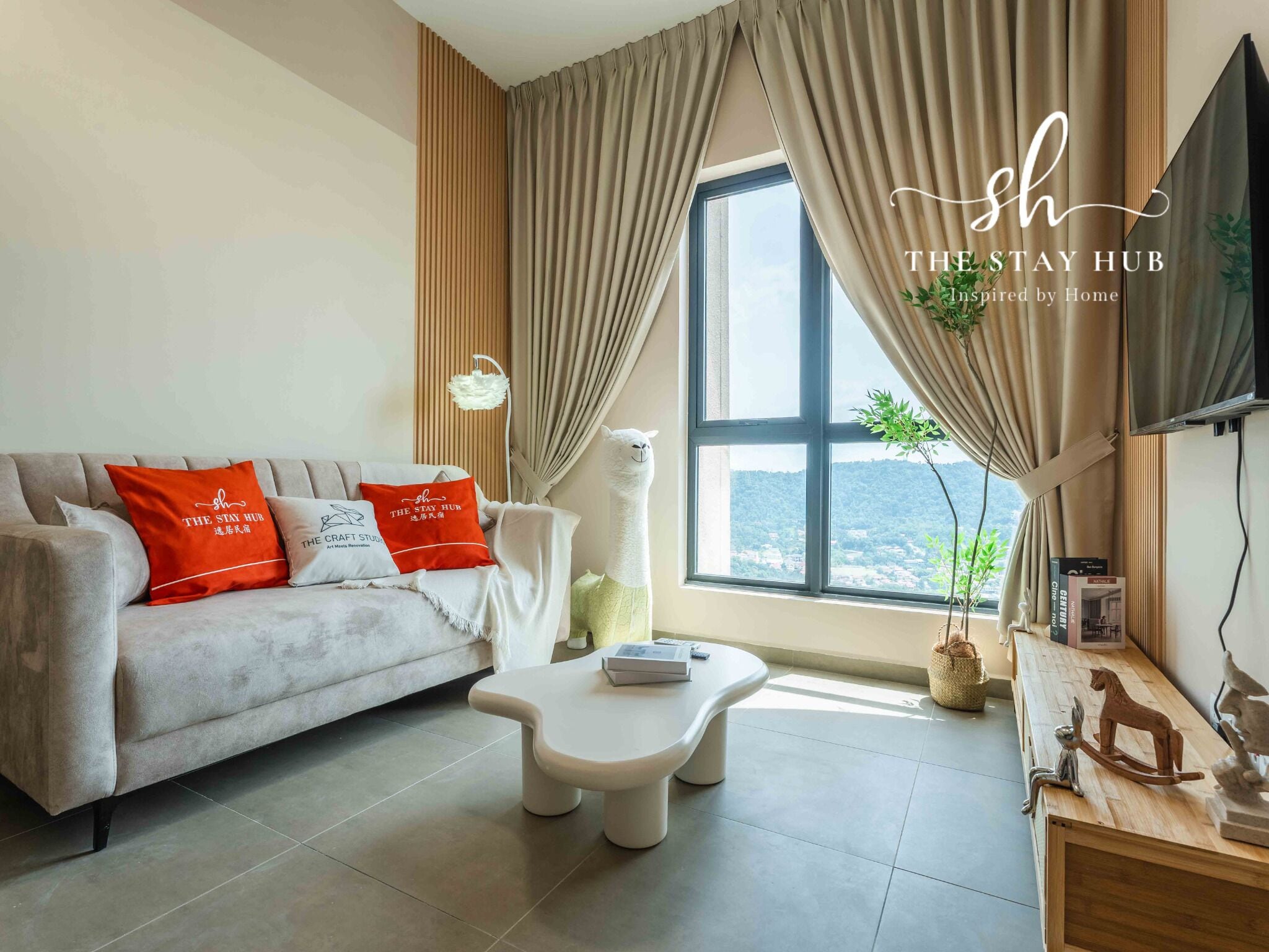 Comfort Apartment, 2 Bedrooms, Non Smoking, Kitchen | Living area | 40-inch Smart TV with digital channels