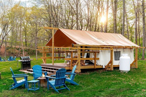 Creekside Family Tent Great to Create New Memories in Saint Croix Falls, Wisconsin
