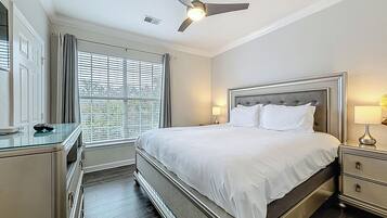 3 habitaciones, tabla de planchar con plancha y wifi gratis