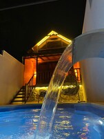 4 piscinas al aire libre