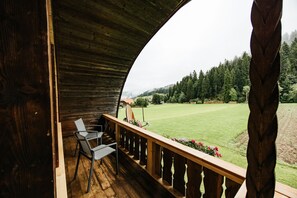 Property grounds - Hof Obertalgut - Holidays on the farm (Teuffenthal b. Thun)
