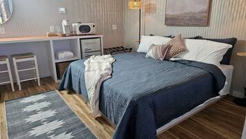 4 bedrooms, WiFi, bed sheets