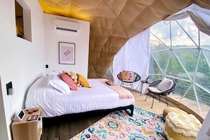 1 habitación, escritorio, wifi y ropa de cama 