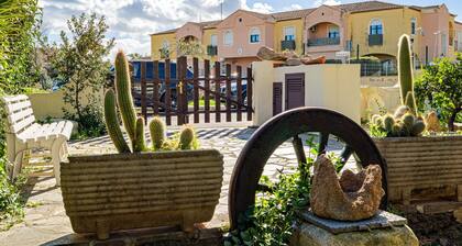 Apartment „Brezza Marina - Garden“ mit privater Terrasse, WLAN und Klimaanlage