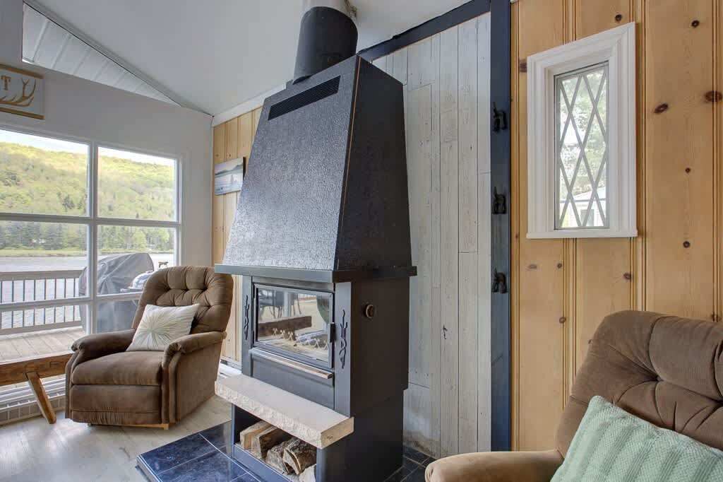 Lake Access & Spa | Chalet Le Ptit Leo - Quebec