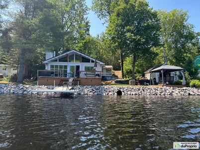 Lake Access | Chalet Le Ptit Leo