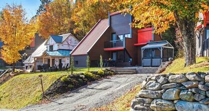 Ski-in/Ski-out Mont Orignal, Private Hot Tub | Alpenglow